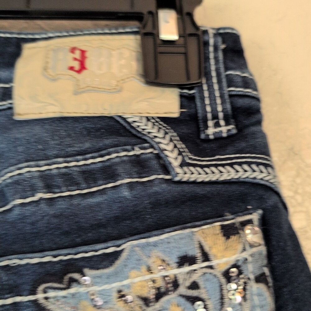 Rebel Jeans Women's 9/27 Distressed Jewel Flower Detail Wide Leg Mid Rise Dark - Picture 12 of 15